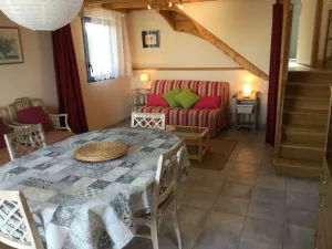 Image of Morlaix, cottage in a rural setting and relaxing 8km from the sea