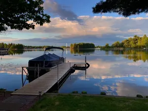 Image of Beautiful 4 Seasons Minocqua Lake House with optional pontoon