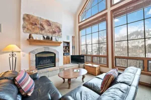 Image of Oxford Court 407 by East West Hospitality