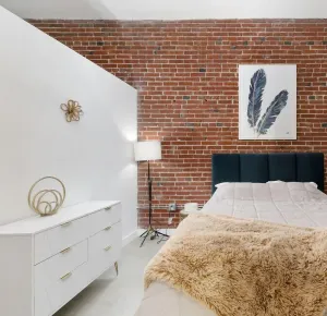 Image of This loft is a 2 bedroom(s), 2 bathrooms, located in St. Louis, MO.