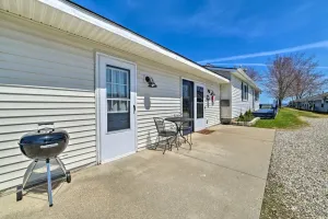 Image of Suite with Shared Private Beach!  PET FRIENDLY!