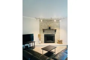 Image of Lovely 2-bedroom apartment minutes from downtown