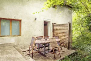 Image of Self-contained accommodation in the heart of an acacia forest