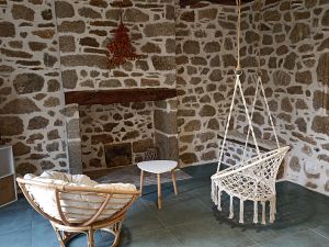 Image of Country room with garden