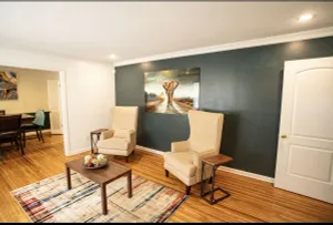Image of The Retreat ~ 5 Mins to Graceland!