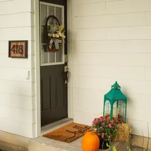 Image of Cheerful 2 Bedroom Cottage on 5th