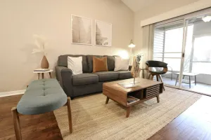 Image of Nomad Retreat King Bed Boutique Condo w Garage