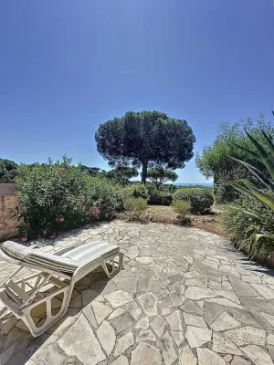 Image of Gigaro \/ Mas with air-co and sea view