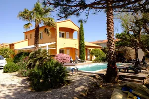 Image of Villa for 8 people with private pool and 1200m2 of land