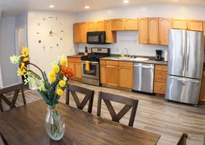 Image of 1 Bed Apt - Amazing Location 1 Block to Carson St