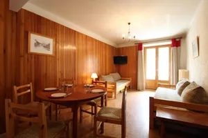 Image of 100m from resort center, 1st floor, view village, balcony, tv, ski locker, 45m², Val Cenis