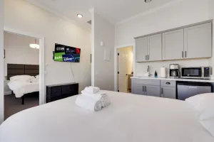 Image of L301 · The Lack - Double Queen Suite-B01