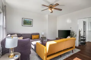 Image of 3bd 2ba Townhouse. Walkable to College and walking paths. Longer stays welcome