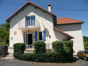 Image of Character house with breathtaking views, sleeps 6.
