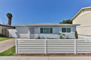 Image of Beautiful Home 1mi. to beach, Fenced in Yard, and Jacuzzi!