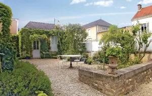 Image of Cozy Home In Chablis With Wifi