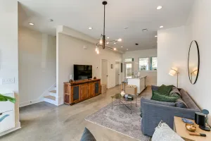 Image of Chic and Modern Townhome 7 Mi to Downtown Nashville
