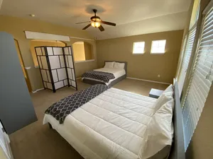 Image of Large & Beautiful SFR in Upscale Neighborhood 1 King & 4 Queens+ Sleeper. HEB