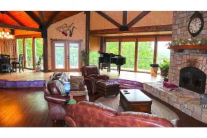 Image of Timber Ridge Lodge with a view