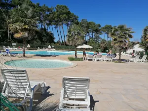 Image of T2 Antigua Ondres plage avec piscine et tennis