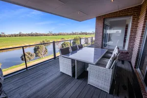 Image of Elevated 180-degree views of the Mitchell River and Clifton Creek