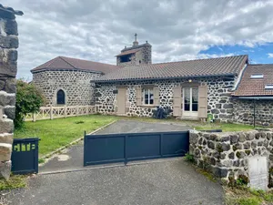 Image of Charming 3-Bed Cottage in Quaint Alleyrac Village with Enclosed Yard and Modern Amenities