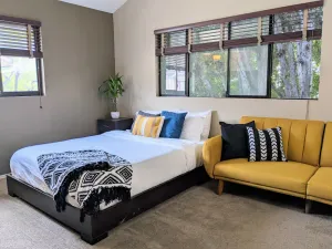 Image of NoHo & Universal Studios Home 2 BR\/2.5 BA
