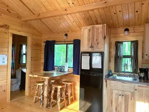 Image of 122) Xantus Log Cabin. Close to Hocking Hills State Park and more!
