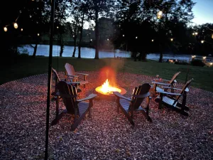 Image of Create Memories at our Modern Waterfront 1 BR Apartment: Hike, Sip Wine, Relax!