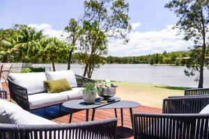 Image of Gorgeous Lakeside Accomodation Family Friendly