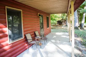 Image of Stand Alone cabin with Whirlpool Tub, Full Kitchen & Fire Pit Near Starved Rock