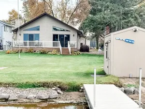Image of Bear Lake Home Manawa, WI - Lake Life in the Summer\/Snowmobiling in the Winter