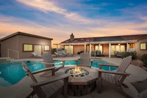 Image of ❤ Newly Renovated 5BR\/3BA Cozy Retreat Strip & Mountain Views, Fire Pit, Pool!