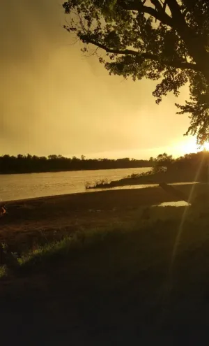 Image of Wisconsin Dells Waterfront: Enjoy Sunsets and Views at The River House!