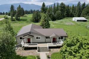 Image of Peaceful Secluded Farmhouse - 10 minutes from Bonner's Ferry