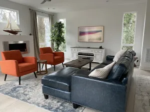 Image of 5 Queen Bed 4 Full Bath Luxury Home, 1.4 miles to Bank of America Stadium