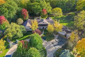 Image of Father of the Bride Private Estate with Pool & Hot Tub - Sleeps 25