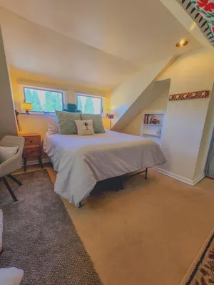 Image of 5 Suite in 1820's house Open Hearth Inn