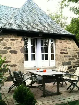 Image of Campsite Le Clos de Banes *** - Luxurious Room 2\/4 people