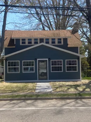 Image of Cozy home, short walk to Crystal Lake