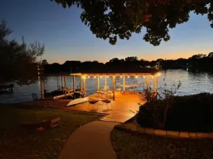 Image of Firefly Cottage - Lakefront Cottage with Huge Dock on Quiet Cove