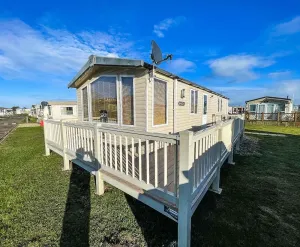 Image of Beautiful, Pet Friendly Caravan By The Beach In Suffolk Ref 40126Nd