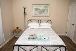 Image of Gorgeous Pet Friendly Townhome: Clean and Spacious With Private Terrace!