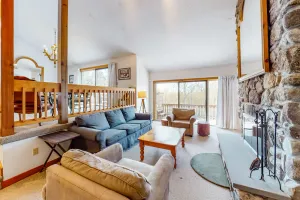 Image of Mittersill alpine lodge w\/ infinity view of the mountains and forest