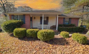 Image of Home surrounded by Nature super Cozy and Convenient to Nashville