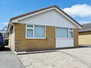 Image of 3 bedroom accommodation in Mudeford near Christchurch