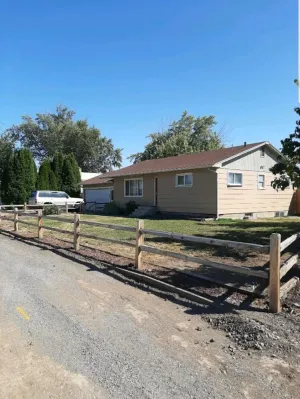 Image of \"Entire Rancher Home\"