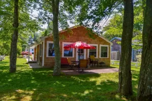 Image of Charming cottage on the water with beautiful views