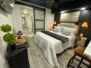 Image of Soak up the charm of this cozy, recently  remodel studio.