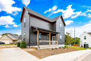 Image of 2-story modern & chic home near downtown with washer\/dryer, AC, & fast WiFi